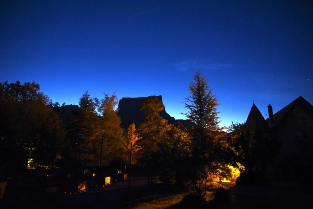 Chateau De Passieres Chichilianne Exteriér fotografie